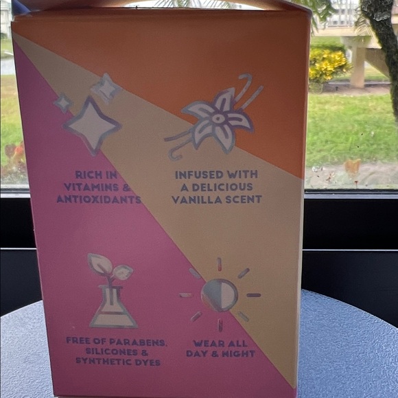 NATURE WELL VANILLA GLAZE HYDRATING 2Pk LIP MASK - Picture 3 of 5